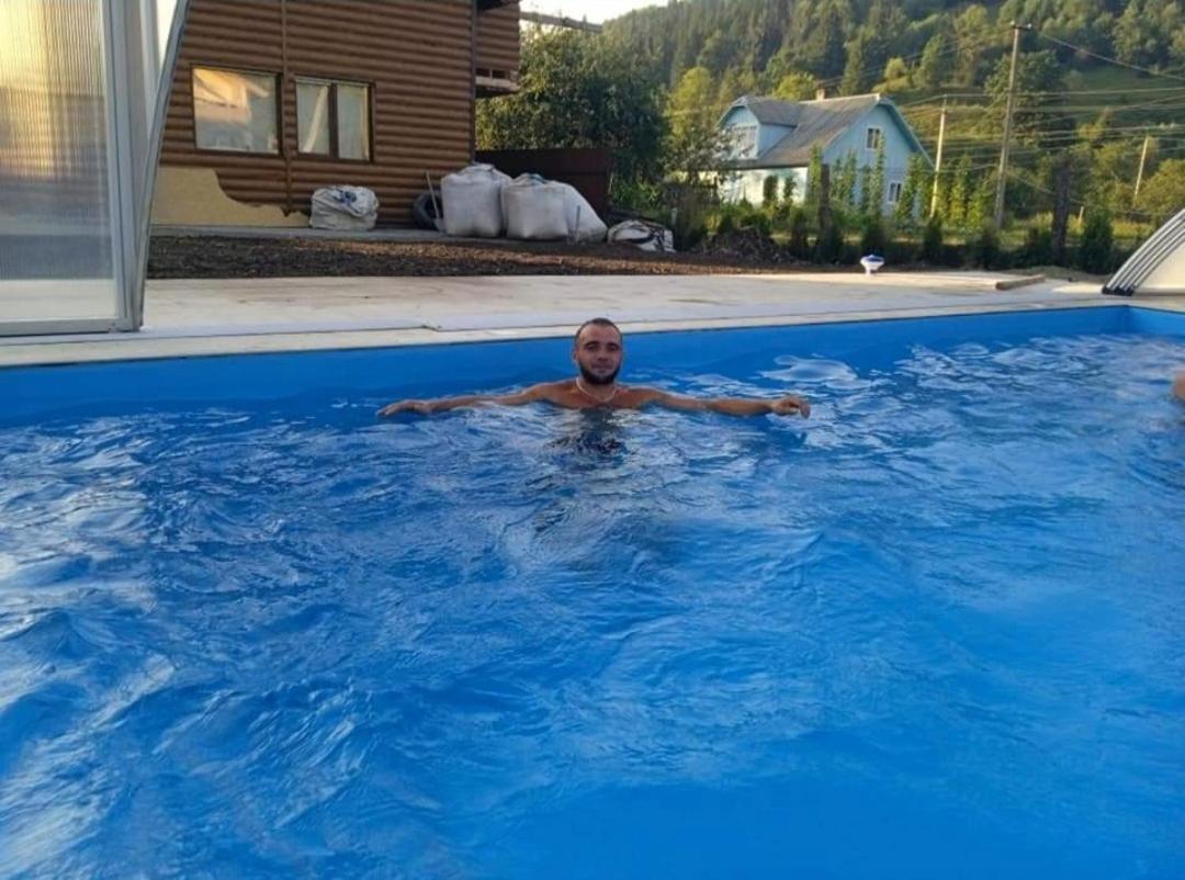 Villa Paraiso Karpaty Tesnitska 外观 照片