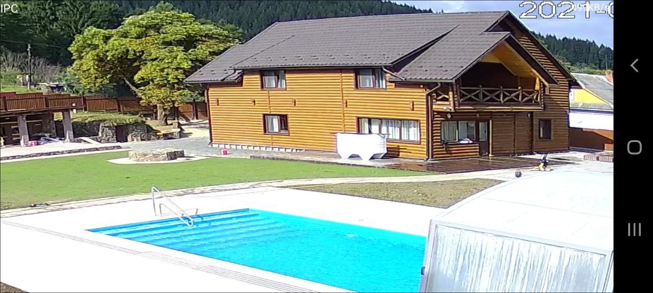 Villa Paraiso Karpaty Tesnitska 外观 照片